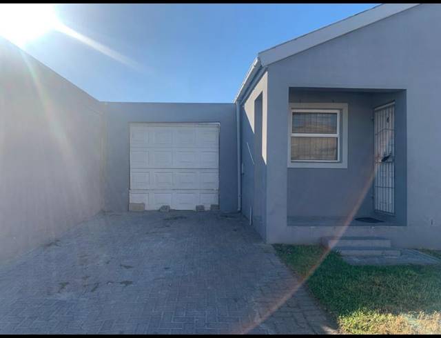 3 BEDROOM HOUSE FOR SALE IN SILWOOD HEIGHTS